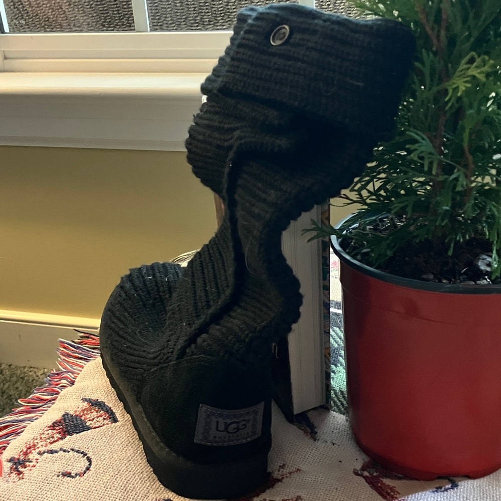 UGG Black Ribbed Knit Boots